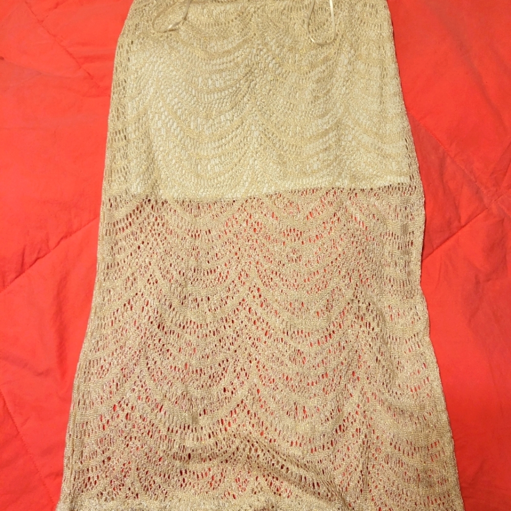 Gold Shimmering Skirt!